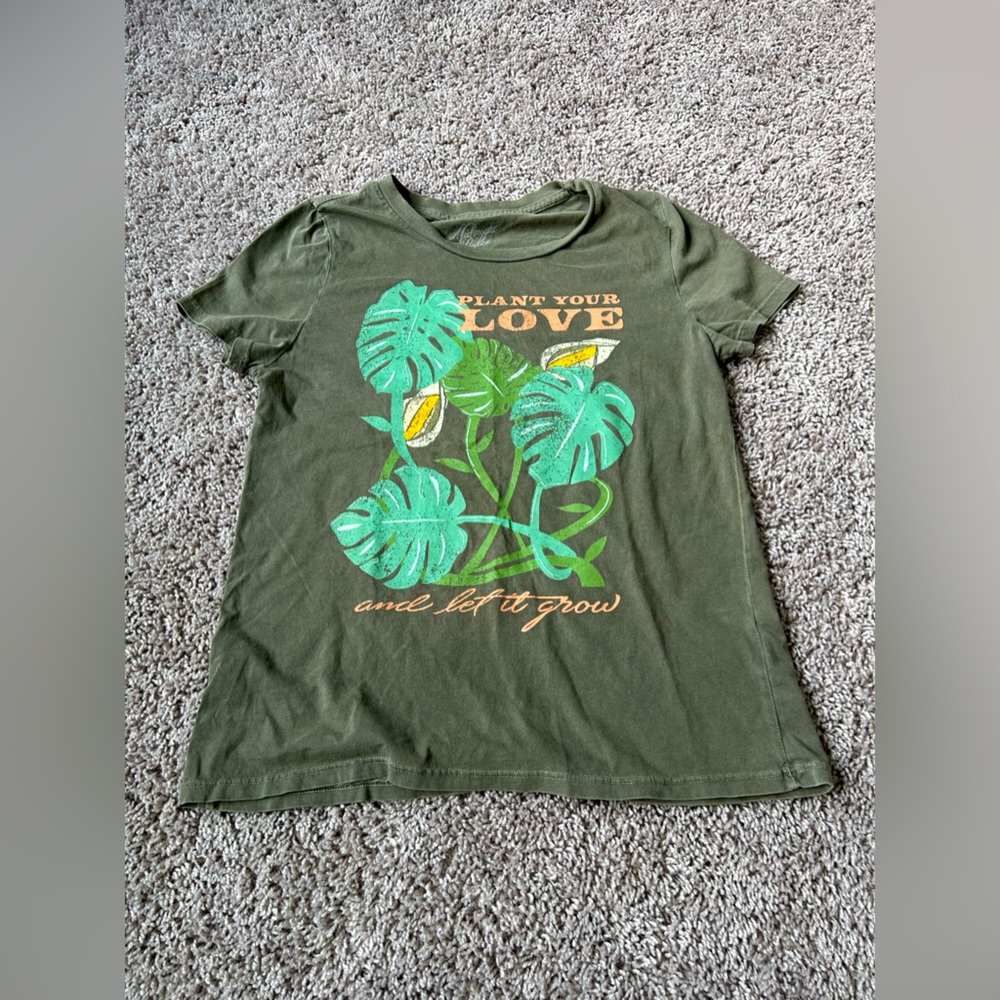 Womens Shirt Sleeve Printed Top